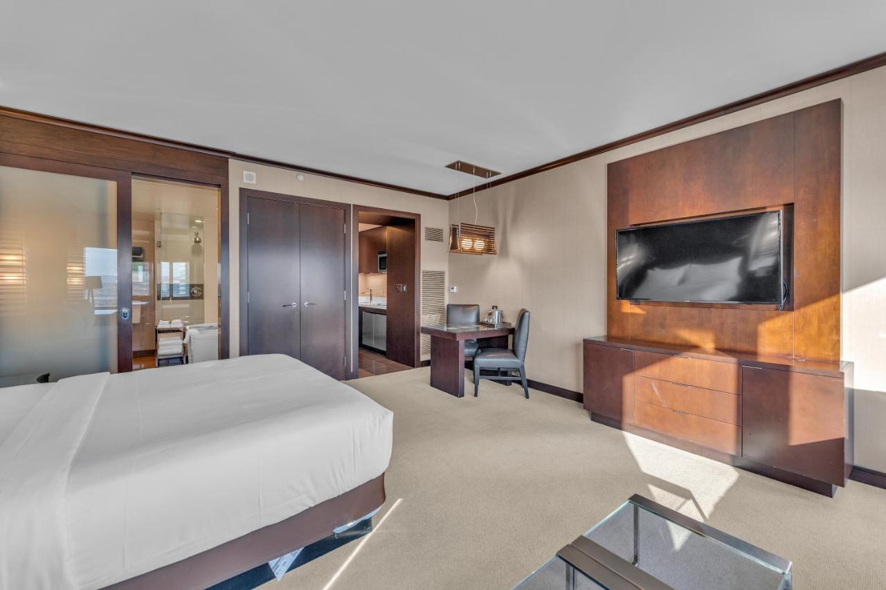 Vdara Studio Suite 011 Pool View Free Valet Parking ラスベガス エクステリア 写真